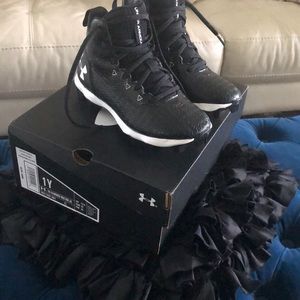 Under Armour HAMMER MID RM JR. 1Y Cleats